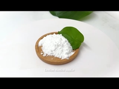 Polvo blanco crudo químico